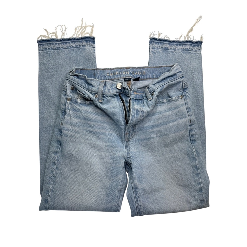 American Eagle Women Light Wash Stretch Raw Hem Denim Jeans Size 0 Short